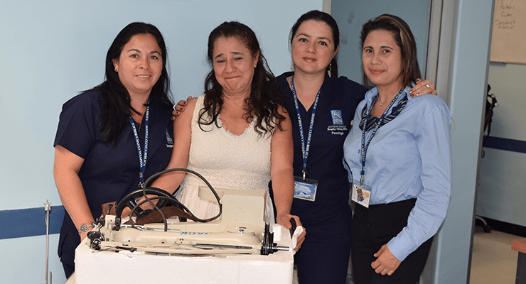 Programa de Acción Social promueve el emprendimiento en mujeres