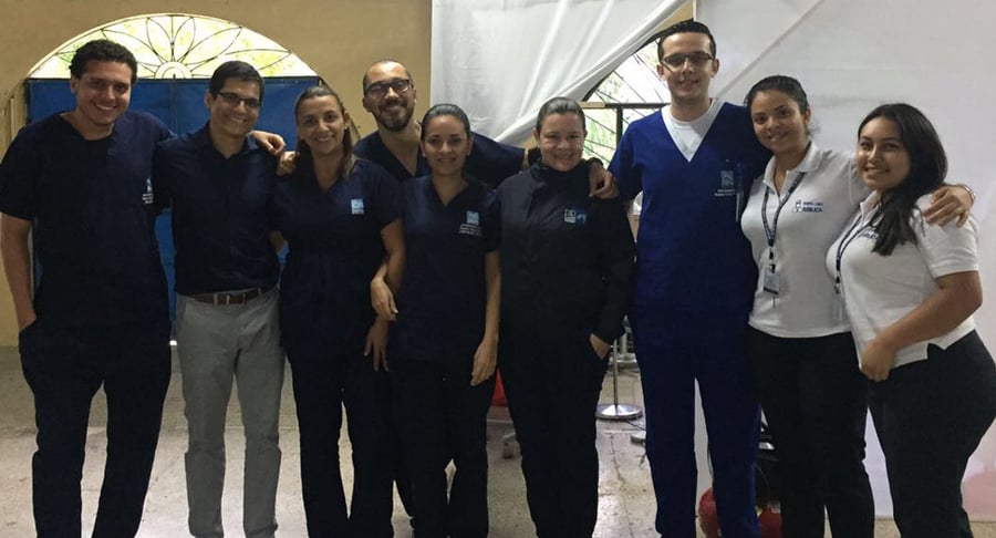 Equipo del Hospital Clínica Bíblica participa en gira comunitaria del Programa de Acción Social en Desamparados